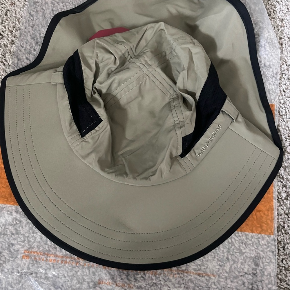 GADIEMKENSD Kids Sun Hat with Neck Flap UPF 50+ Wide Brim Play Hat Ultra-Light